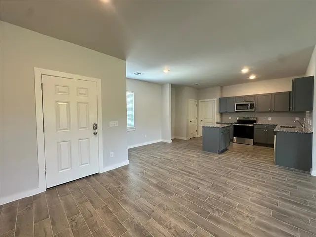 Photo 4 — 17010 Lantana Loop, Newalla, OK 74857