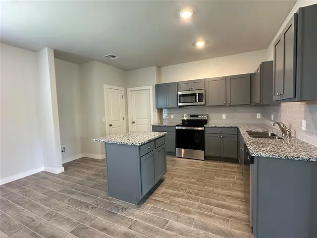 Photo 6 — 17010 Lantana Loop, Newalla, OK 74857