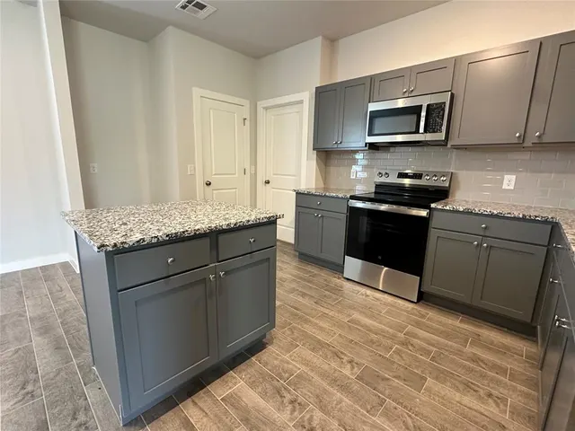 Photo 8 — 17010 Lantana Loop, Newalla, OK 74857