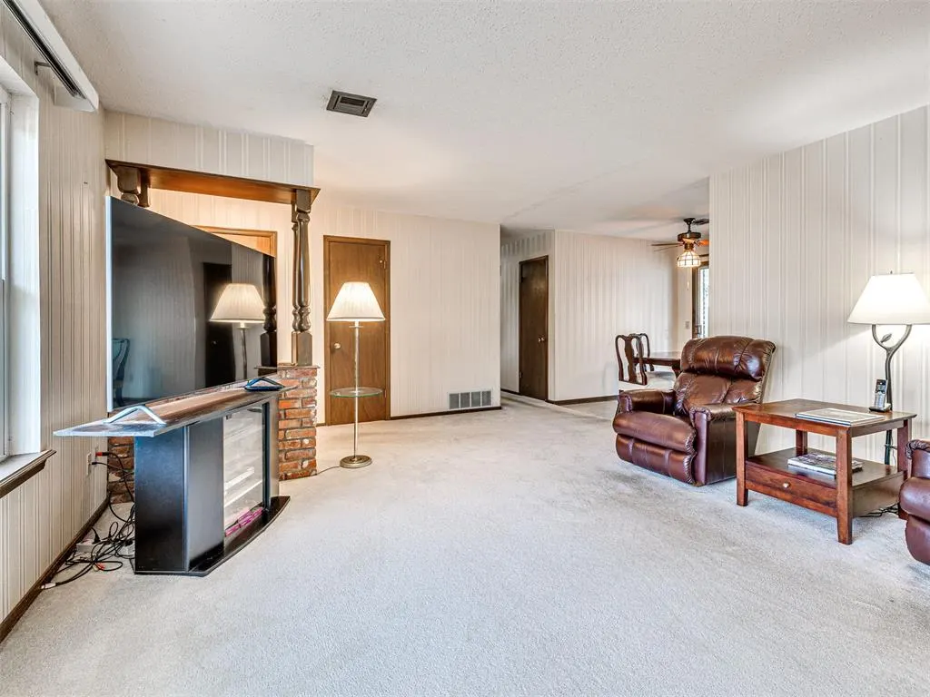 Photo 10 — 7401 NW 28th Terrace, Bethany, OK 73008