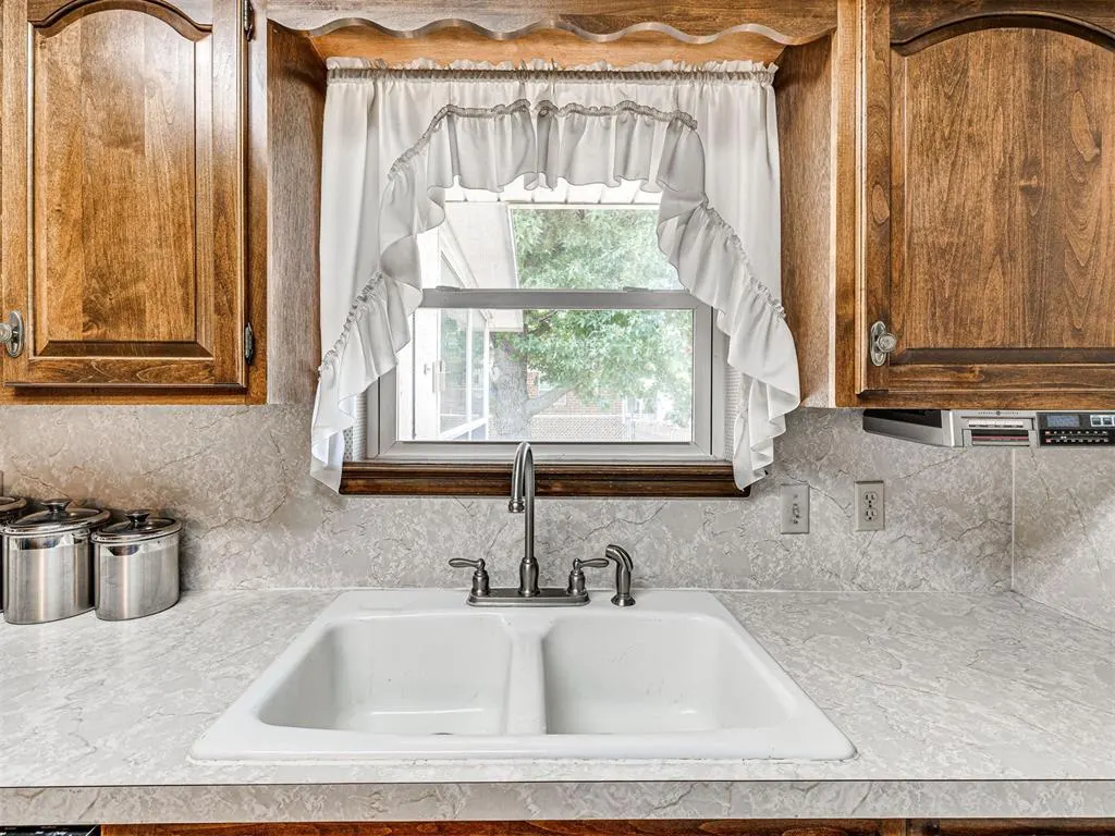 Photo 16 — 7401 NW 28th Terrace, Bethany, OK 73008