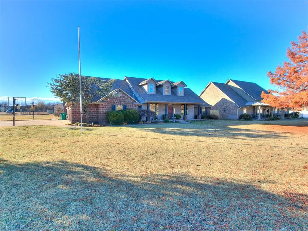Photo 48 — 6203 N Stinchcomb Avenue, Oklahoma City, OK 73132