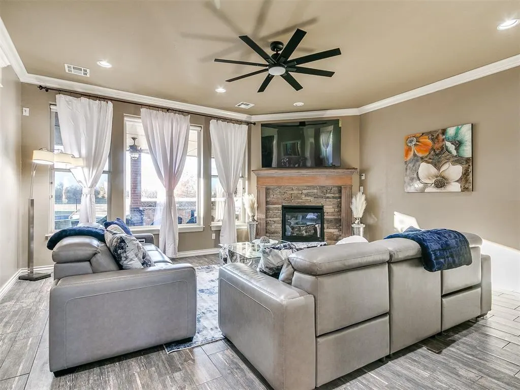 Photo 5 — 6203 N Stinchcomb Avenue, Oklahoma City, OK 73132
