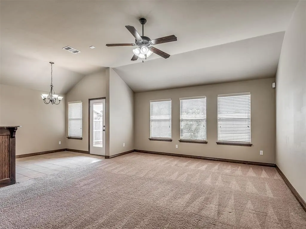 Photo 6 — 9500 SW 27th Street, Oklahoma City, OK 73128