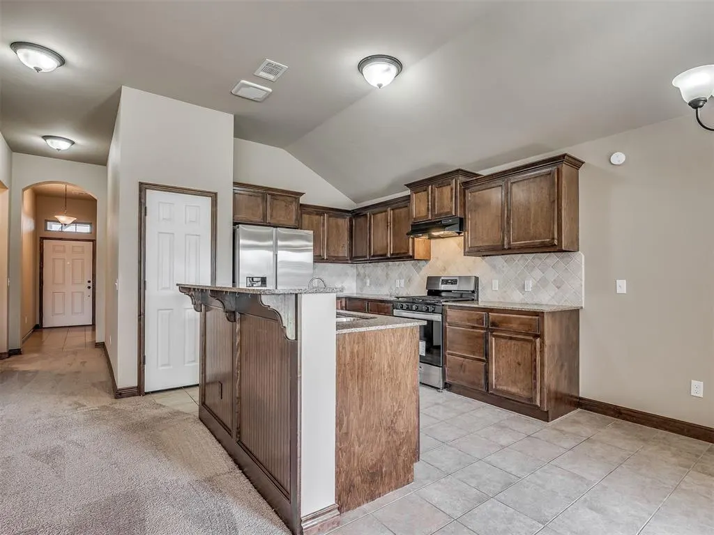 Photo 9 — 9500 SW 27th Street, Oklahoma City, OK 73128