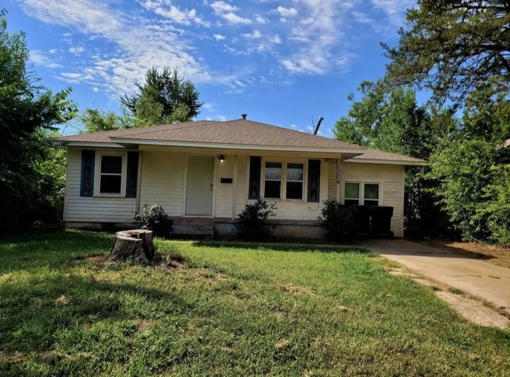 Front exterior — 1304 NW 98th Street, Oklahoma City, OK 73114