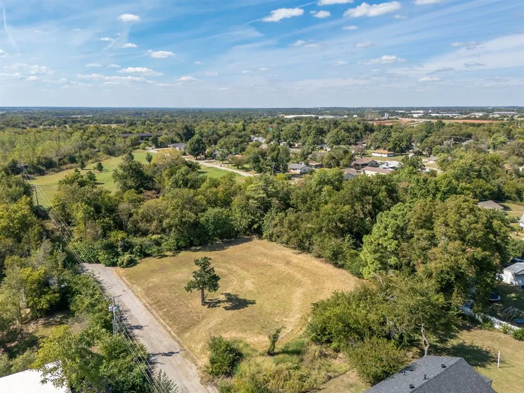 Photo 2 — 000 W Locust Street, Shawnee, OK 74801