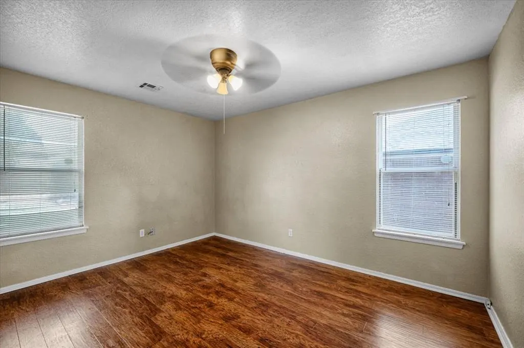 Photo 20 — 7917 Wilshire Ridge Drive, Oklahoma City, OK 73132