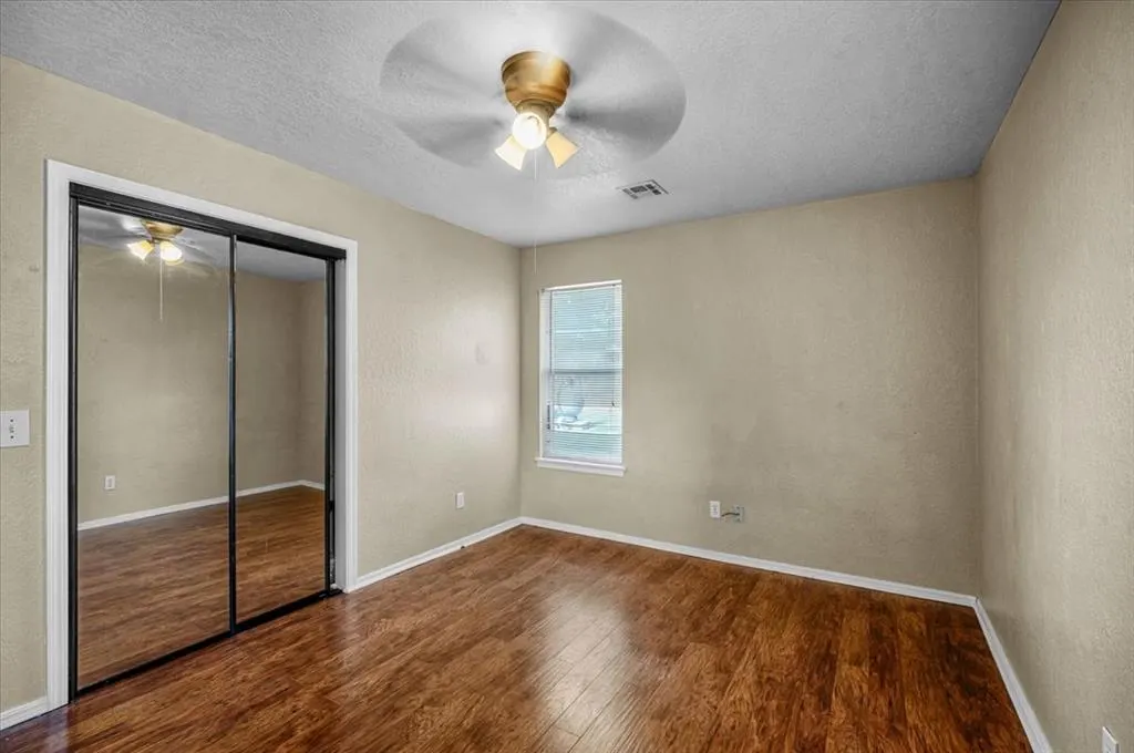 Photo 21 — 7917 Wilshire Ridge Drive, Oklahoma City, OK 73132