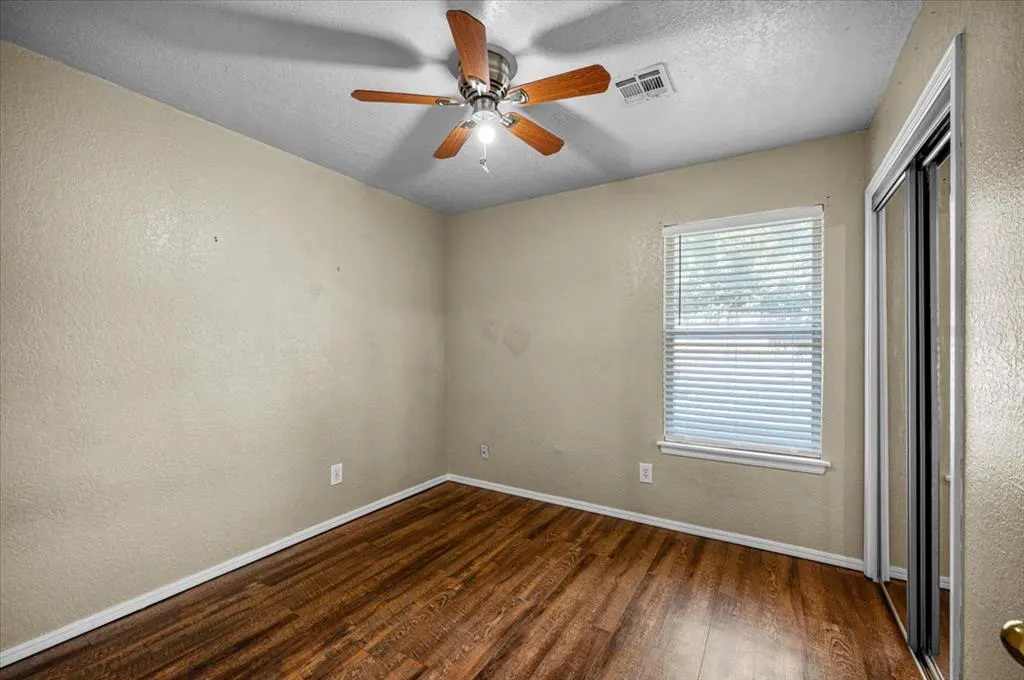 Photo 22 — 7917 Wilshire Ridge Drive, Oklahoma City, OK 73132