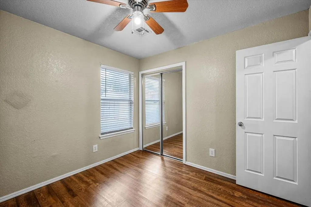 Photo 23 — 7917 Wilshire Ridge Drive, Oklahoma City, OK 73132