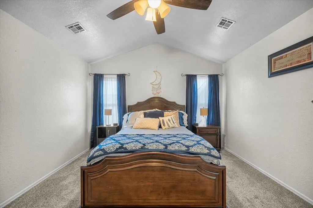 Photo 25 — 7917 Wilshire Ridge Drive, Oklahoma City, OK 73132