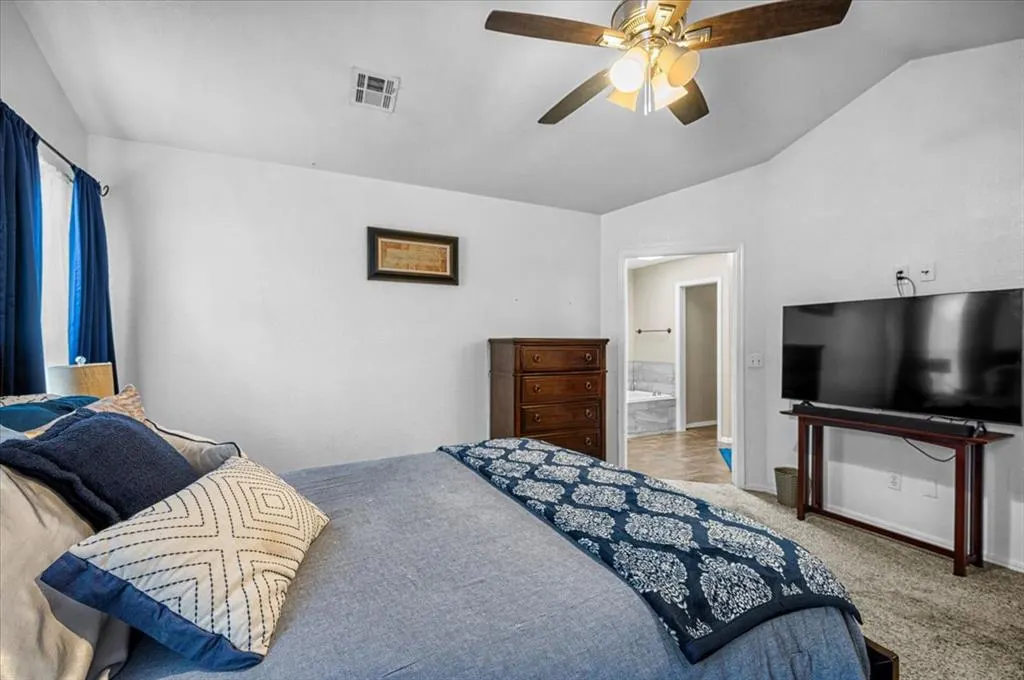 Photo 26 — 7917 Wilshire Ridge Drive, Oklahoma City, OK 73132