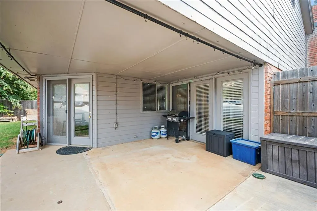 Photo 32 — 7917 Wilshire Ridge Drive, Oklahoma City, OK 73132