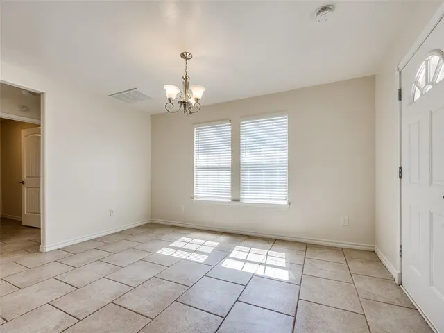 Photo 7 — 1400 Hillside Terrace, Blanchard, OK 73010
