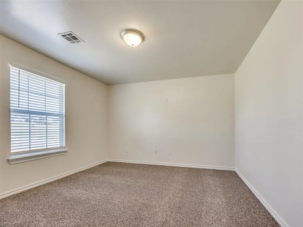 Photo 11 — 1400 Hillside Terrace, Blanchard, OK 73010