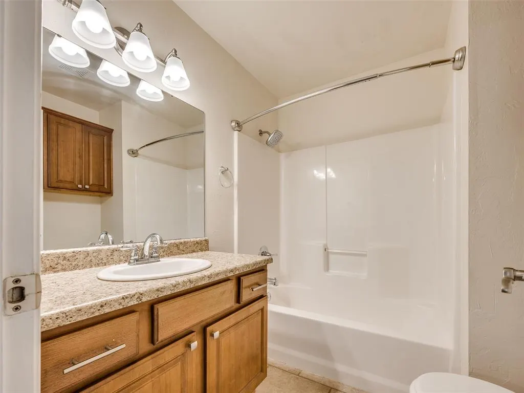 Photo 13 — 1400 Hillside Terrace, Blanchard, OK 73010