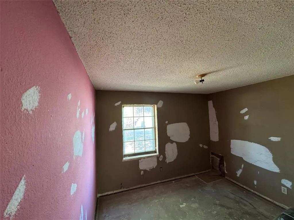 Photo 14 — 522 W Highland Street, Tecumseh, OK 74873