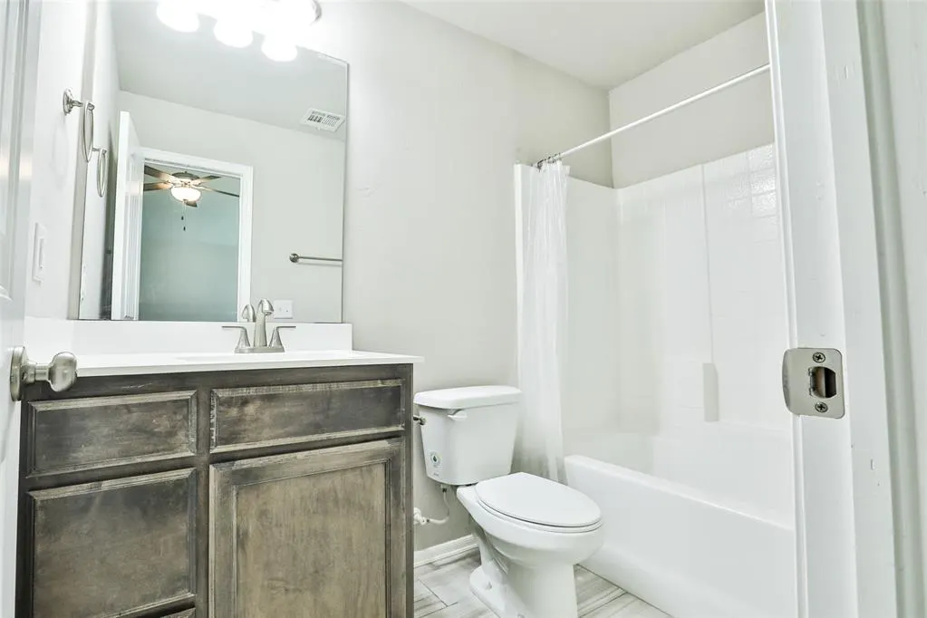 Photo 19 — 11632 SW 9th Street, Yukon, OK 73099