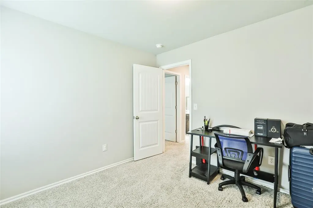 Photo 24 — 11632 SW 9th Street, Yukon, OK 73099
