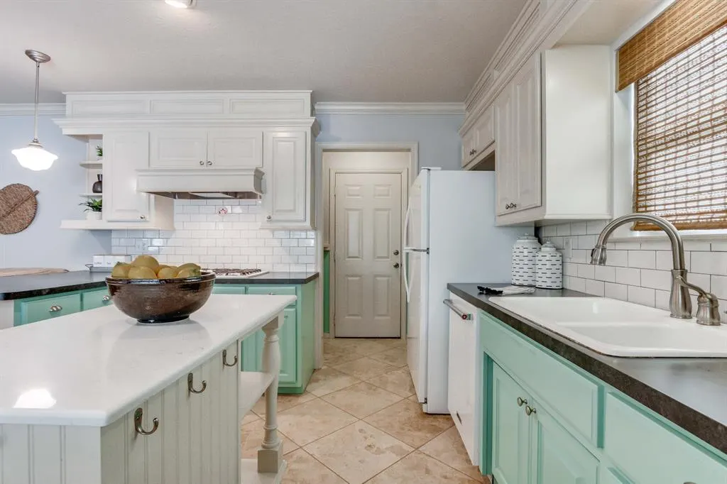 Photo 9 — 4621 NW 58th Street, Oklahoma City, OK 73122