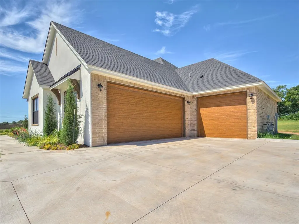 Photo 5 — 1529 Pedras Place, Newcastle, OK 73065
