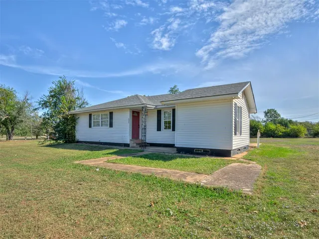Photo 8 — 603 S 13th Street, Tecumseh, OK 74873