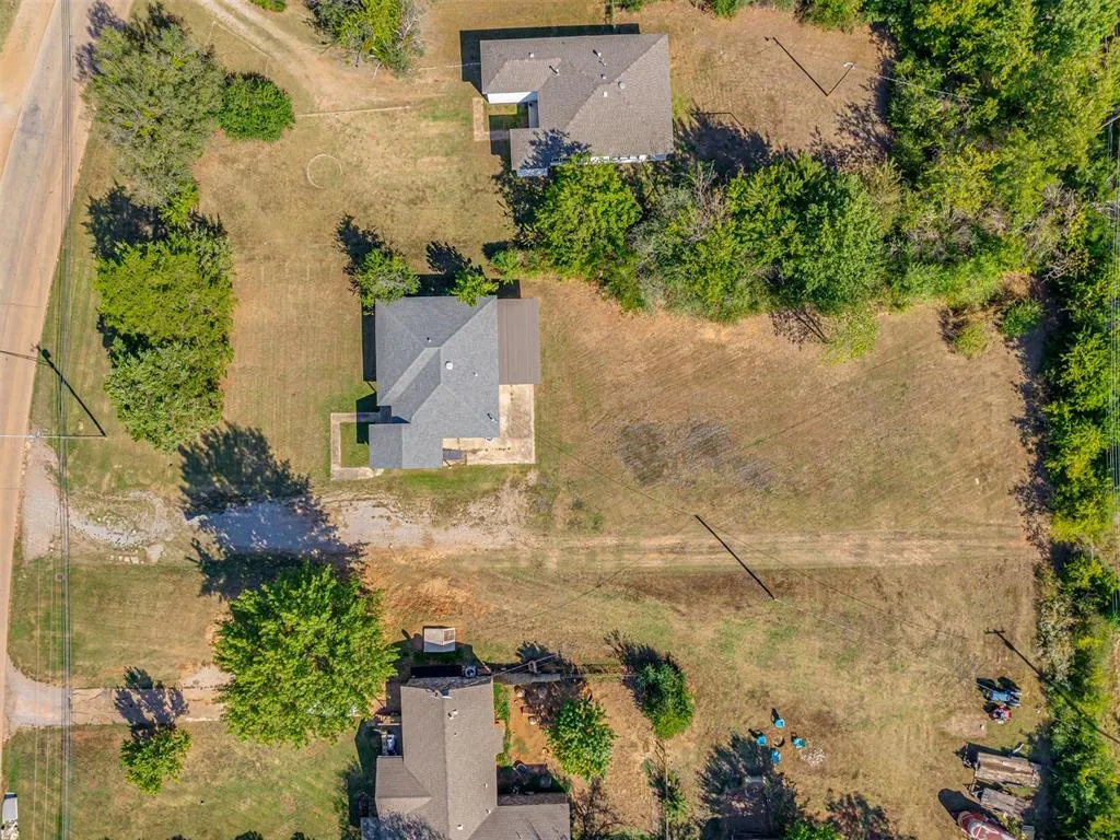 Photo 33 — 603 S 13th Street, Tecumseh, OK 74873
