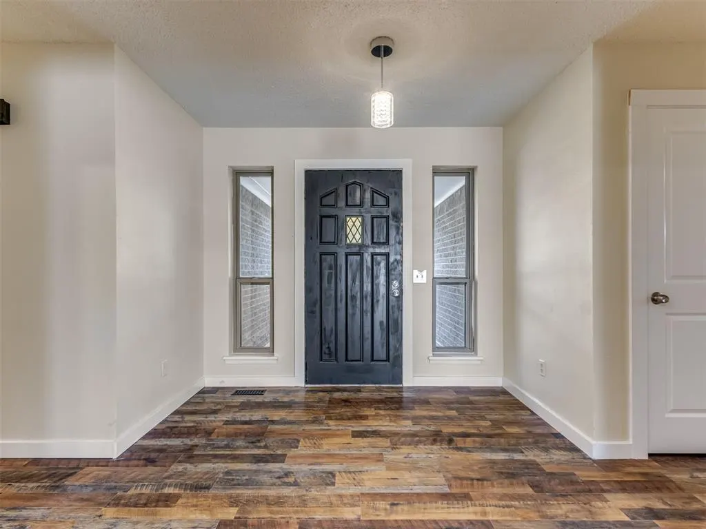 Photo 4 — 15240 Edna Road, Oklahoma City, OK 73165