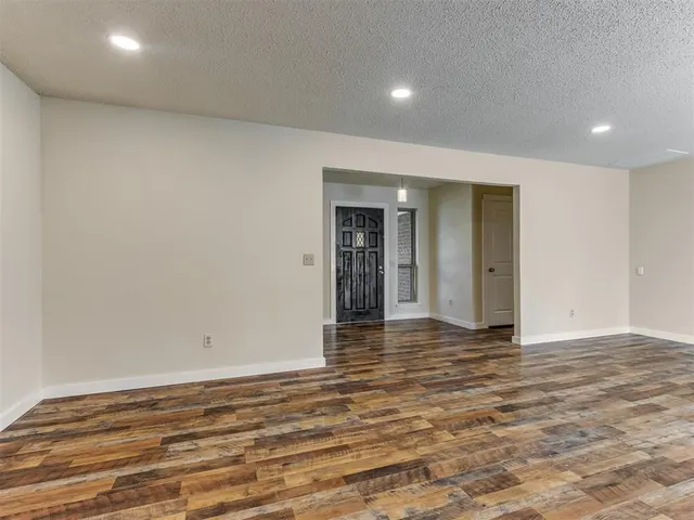 Photo 7 — 15240 Edna Road, Oklahoma City, OK 73165