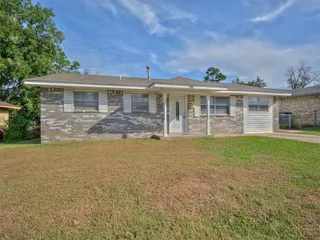 Sold home at 806 E Midland Street