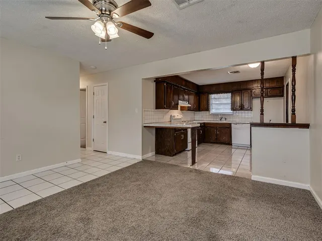 Photo 7 — 806 E Midland Street, Shawnee, OK 74804