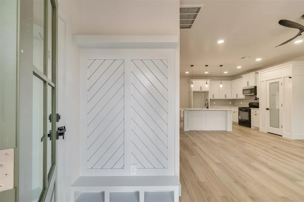 Photo 4 — 716 SE 22nd Street, Oklahoma City, OK 73129