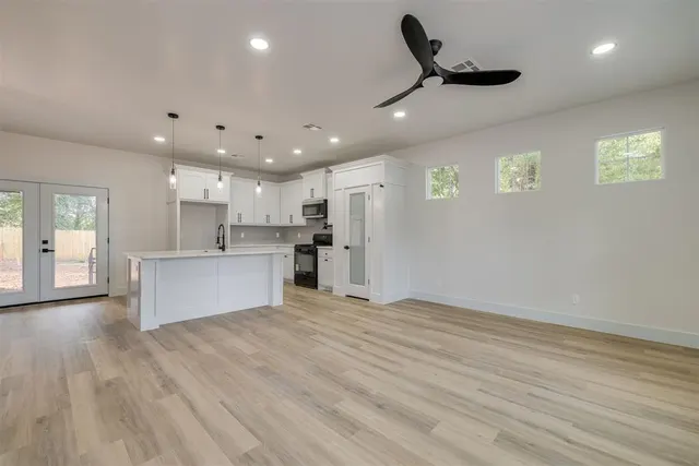 Photo 5 — 716 SE 22nd Street, Oklahoma City, OK 73129