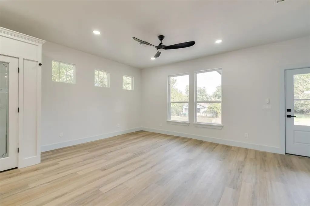 Photo 10 — 716 SE 22nd Street, Oklahoma City, OK 73129