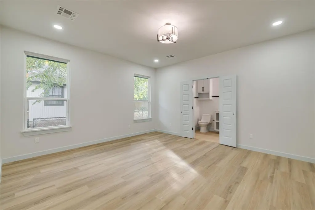 Photo 23 — 716 SE 22nd Street, Oklahoma City, OK 73129