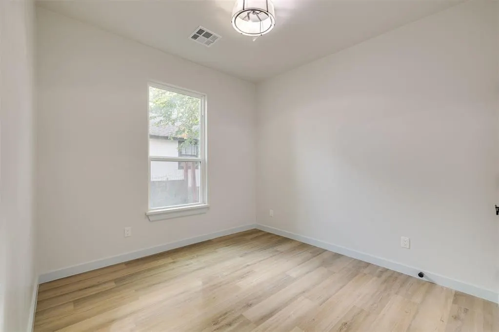 Photo 32 — 716 SE 22nd Street, Oklahoma City, OK 73129