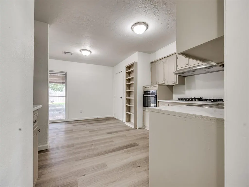 Photo 7 — 3044 S Madole Boulevard, Oklahoma City, OK 73159