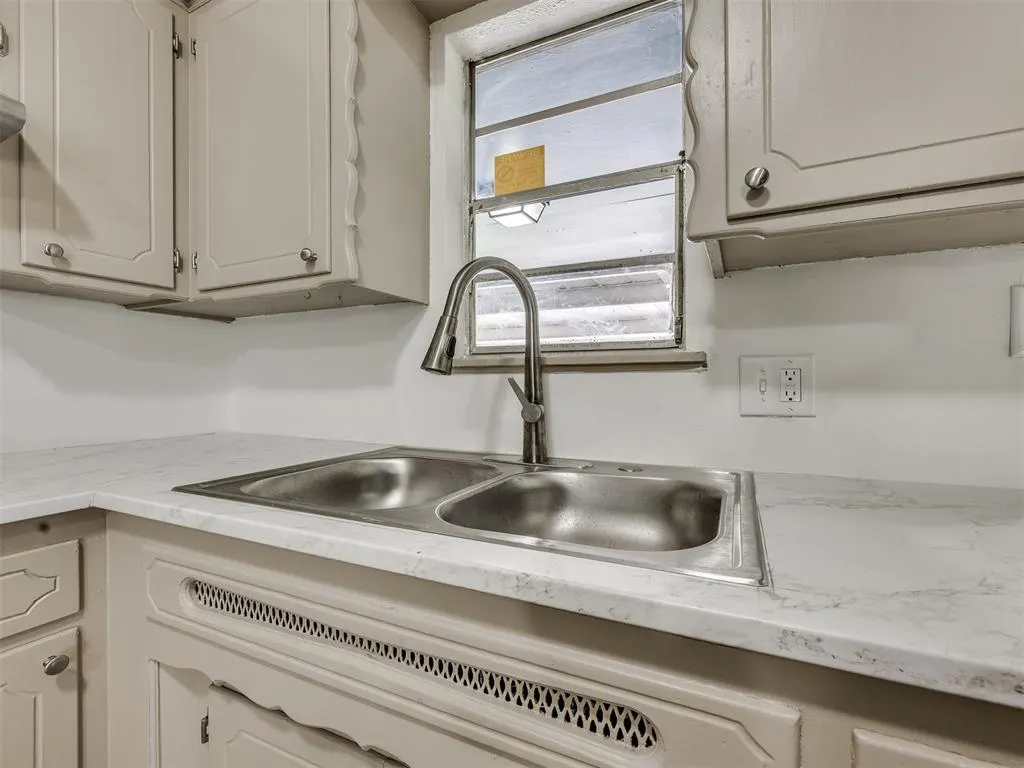 Photo 10 — 3044 S Madole Boulevard, Oklahoma City, OK 73159