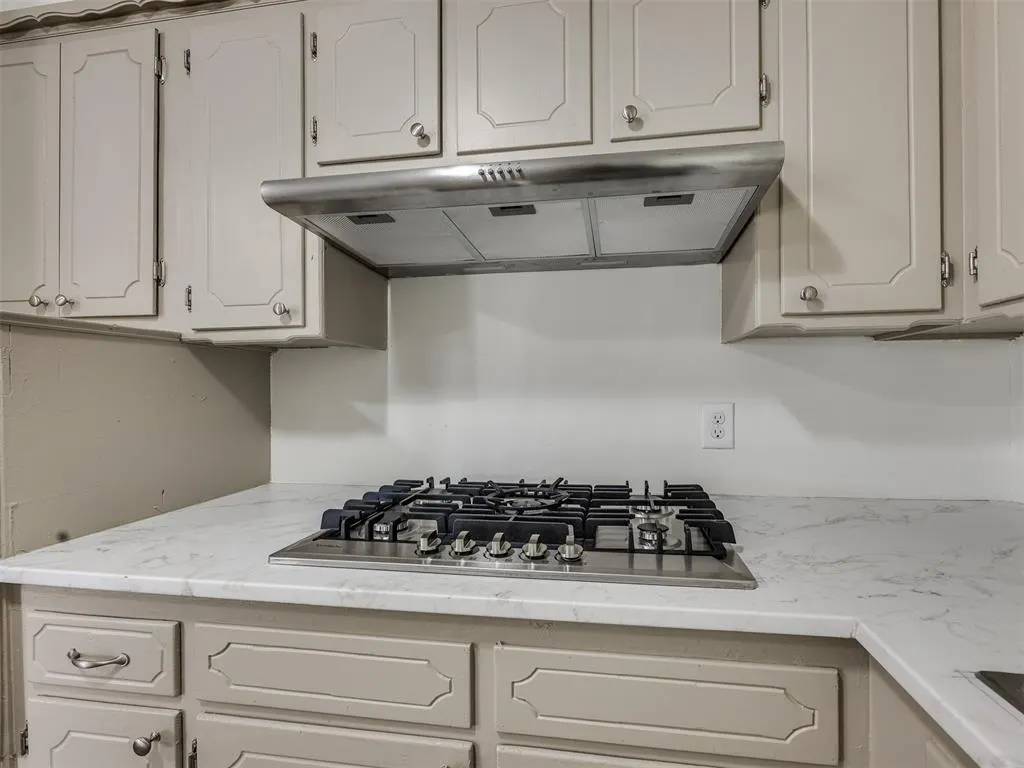 Photo 11 — 3044 S Madole Boulevard, Oklahoma City, OK 73159
