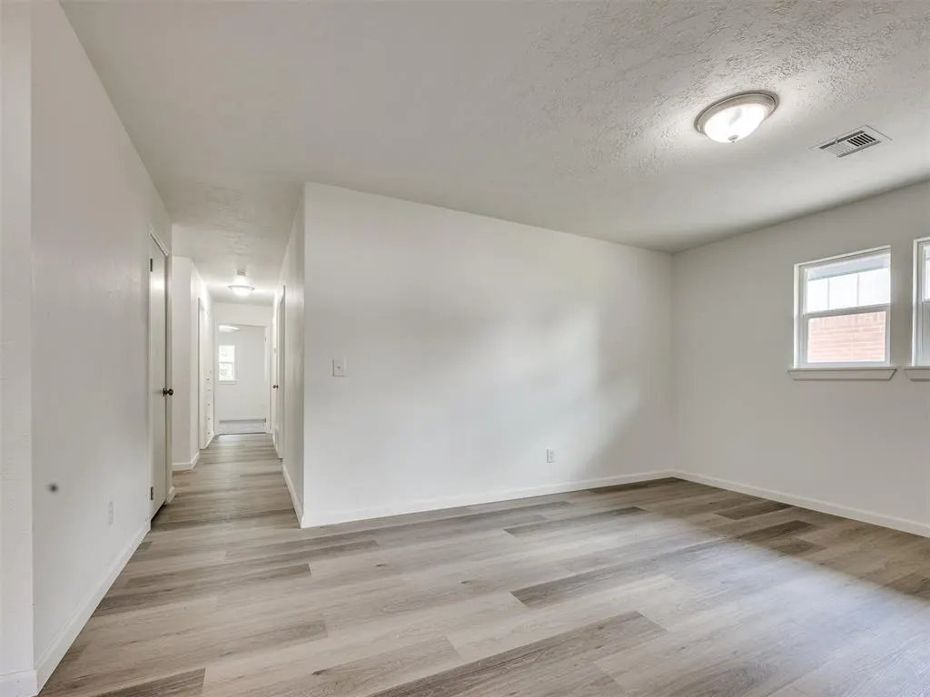 Photo 15 — 3044 S Madole Boulevard, Oklahoma City, OK 73159