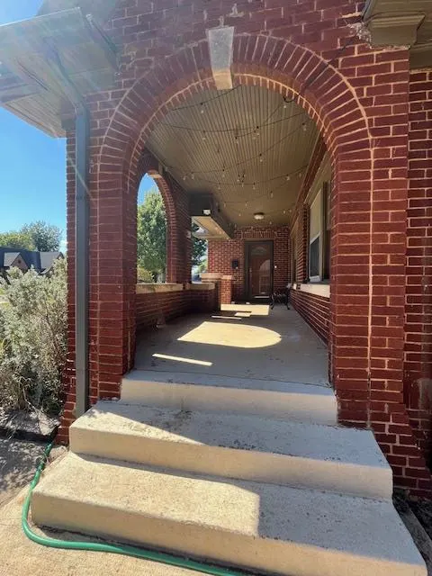 Photo 2 — 525 NW Eubanks Road, Oklahoma City, OK 73118