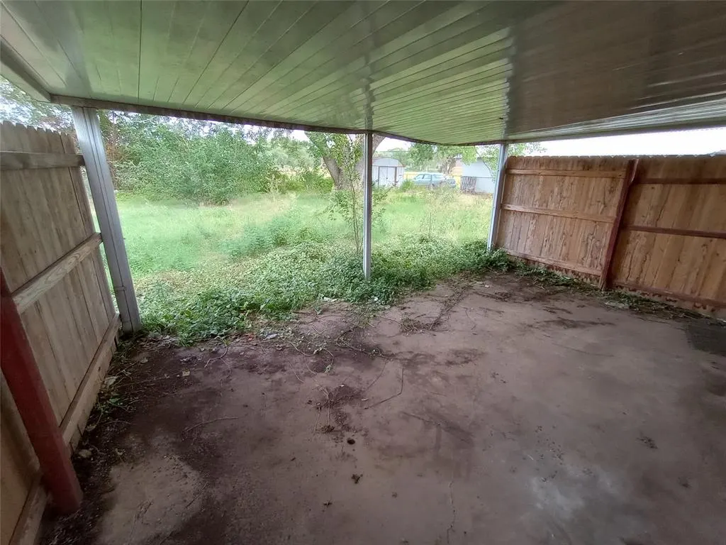 Photo 22 — 505 S WEIGLE Street, Watonga, OK 73772