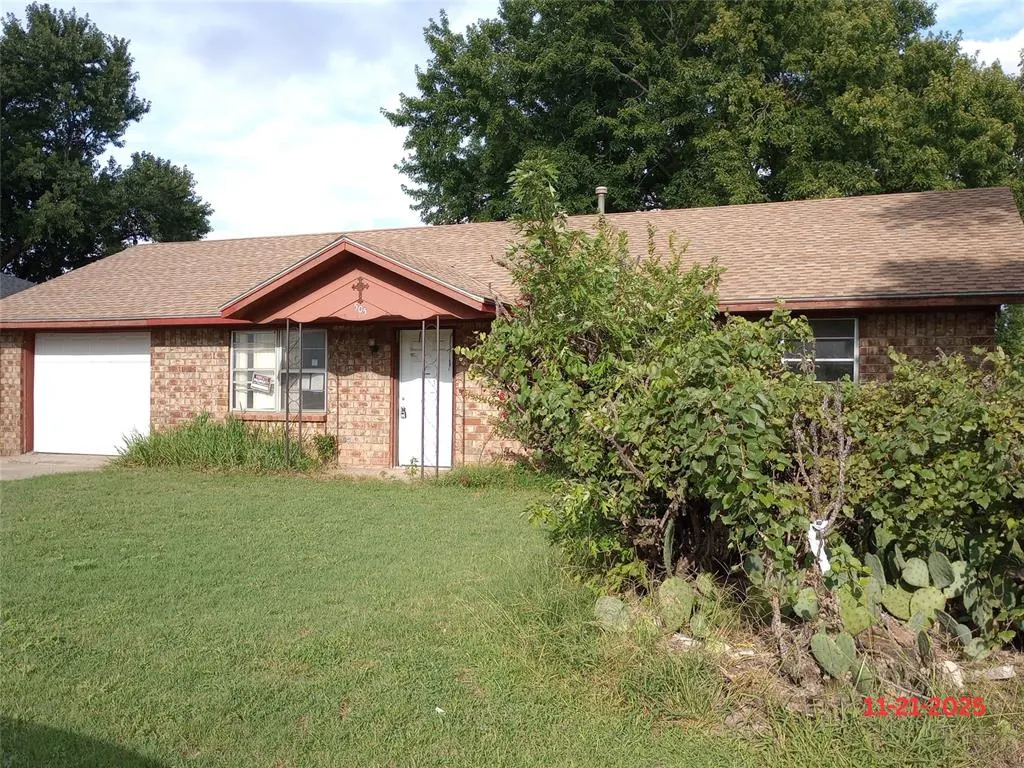 Front exterior — 505 S WEIGLE Street, Watonga, OK 73772