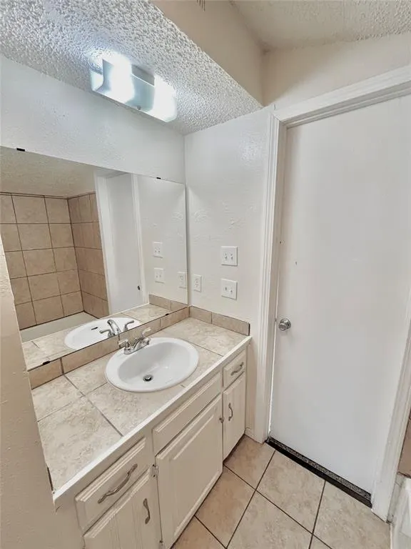Photo 6 — 1901 Tiffany Drive, Norman, OK 73071