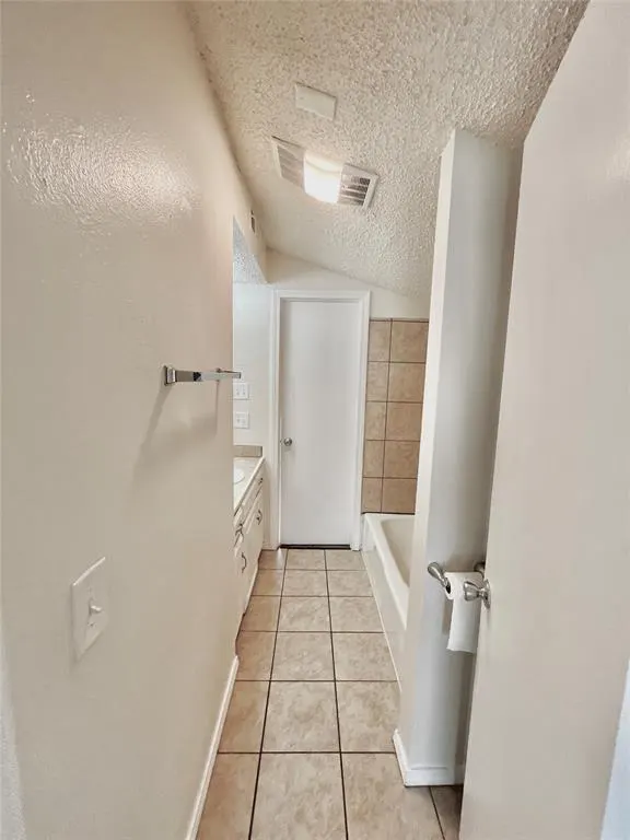 Photo 8 — 1901 Tiffany Drive, Norman, OK 73071