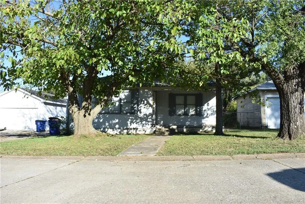 Front exterior — 1338 Roosevelt Street, Seminole, OK 74868