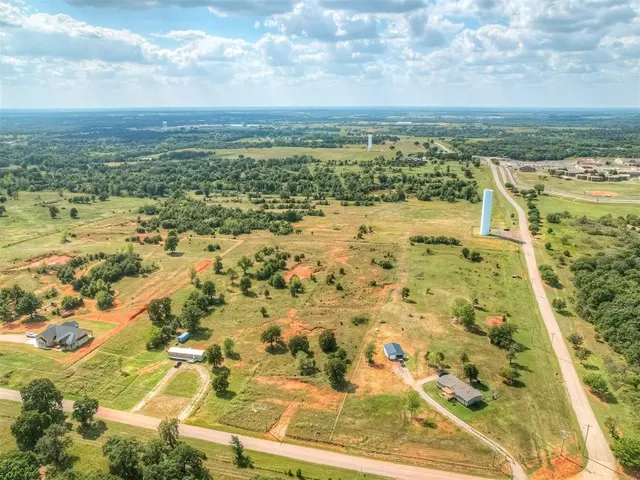 Photo 6 — 15700 168th Street, Lexington, OK 73051