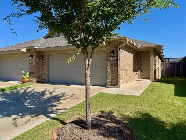 Photo 2 — 9745 SW 23rd Street, Oklahoma City, OK 73128