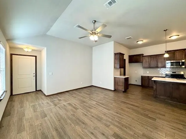 Photo 4 — 9745 SW 23rd Street, Oklahoma City, OK 73128